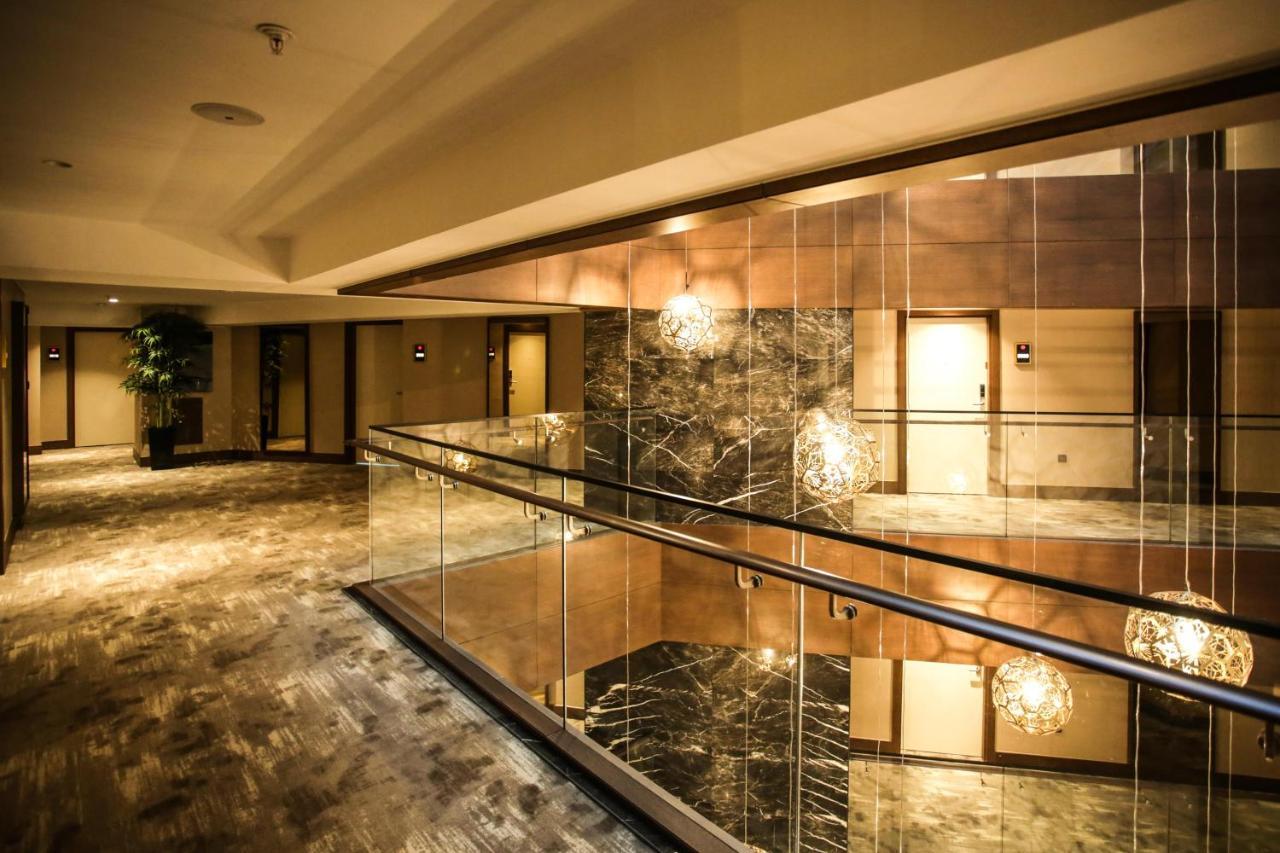 Ramada By Wyndham Isparta Eksteriør billede