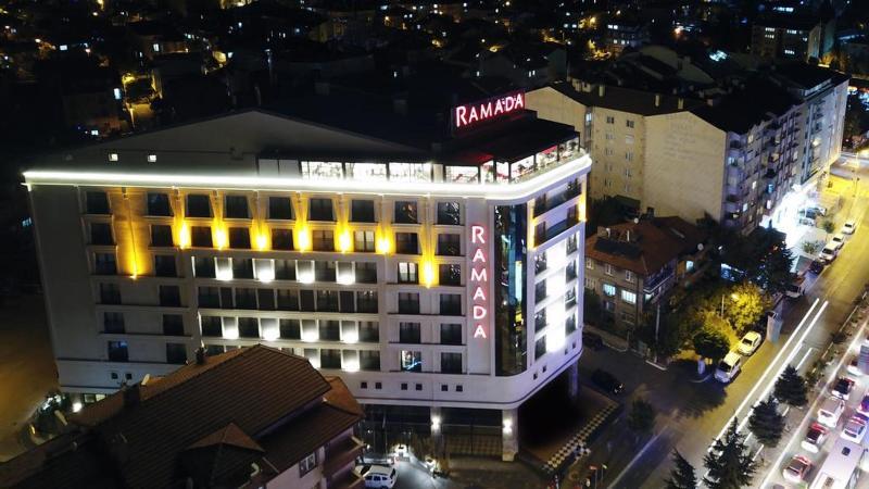 Ramada By Wyndham Isparta Eksteriør billede