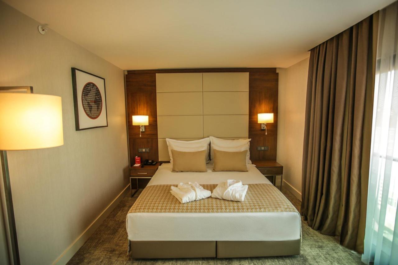 Ramada By Wyndham Isparta Eksteriør billede
