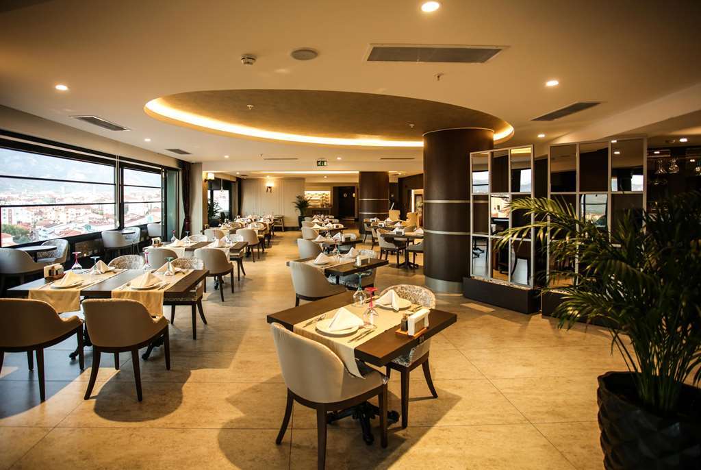Ramada By Wyndham Isparta Restaurant billede