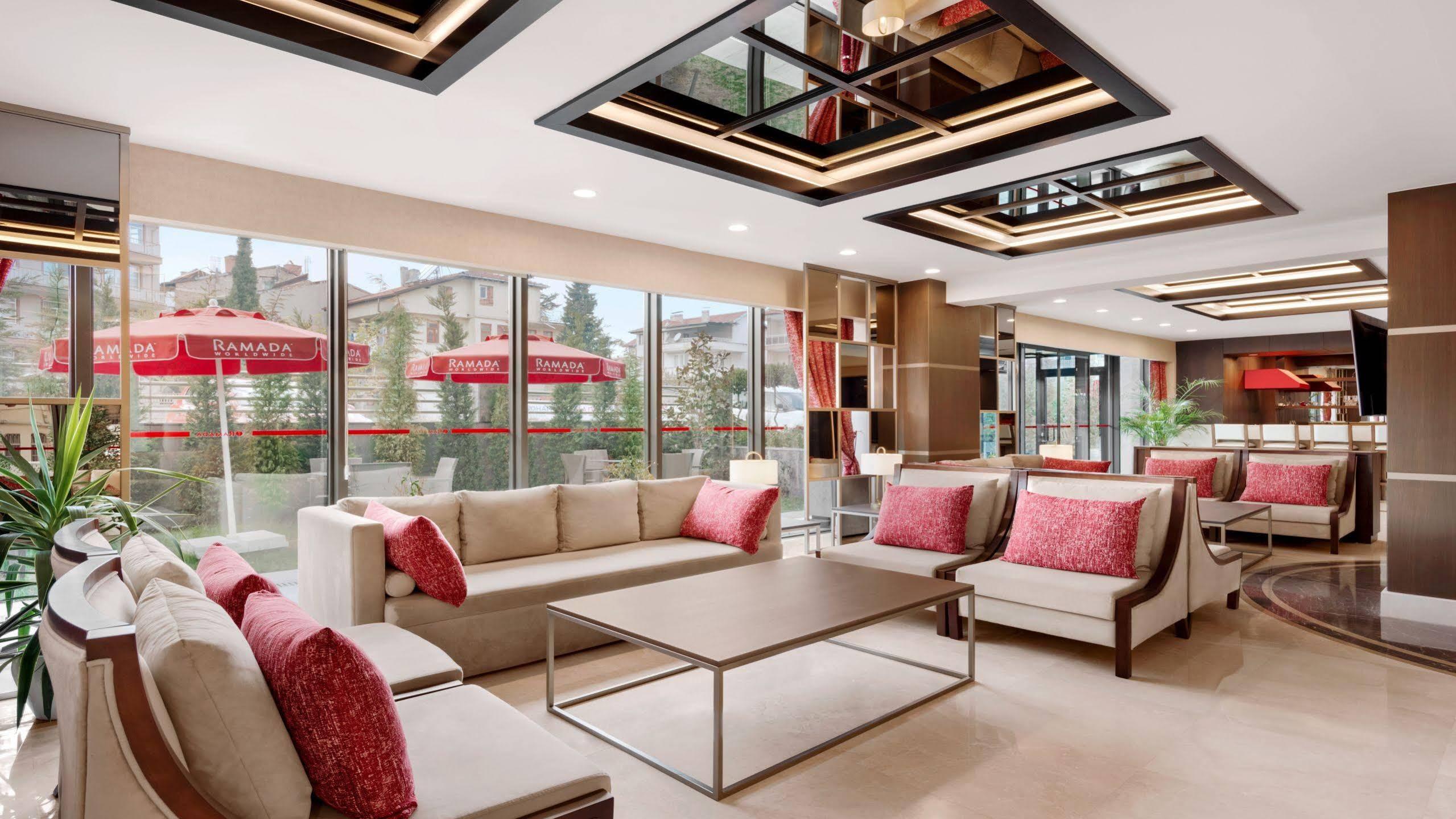 Ramada By Wyndham Isparta Eksteriør billede